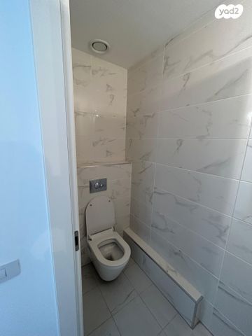 דירה, גרציאני יצחק 8, תל אביב יפו