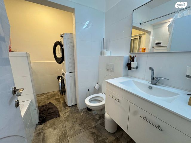 דירת גן, המיצר, גבעת יערה, יקנעם עילית