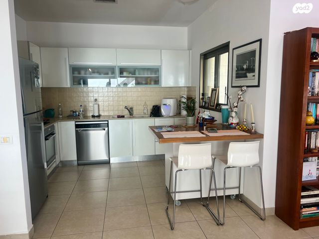 דירה, נתן יונתן, לסטר/רבוצקי, רעננה