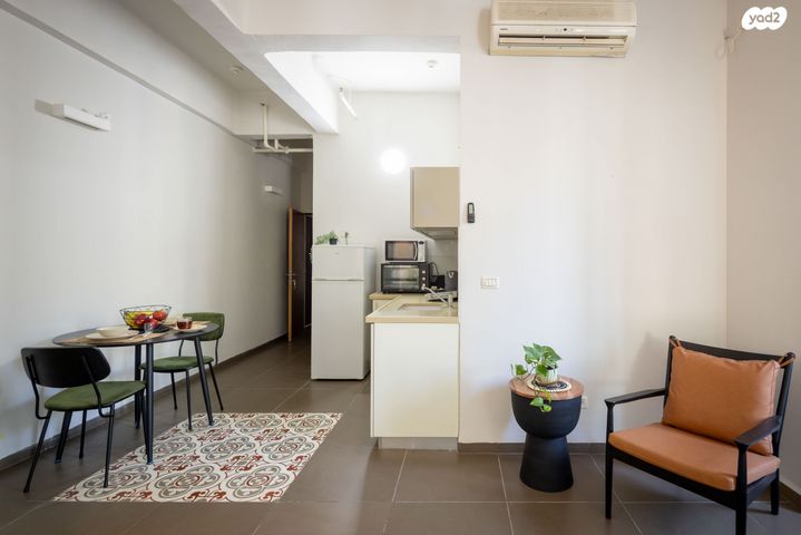 סטודיו/ לופט, משה אהרון 1, חיפה