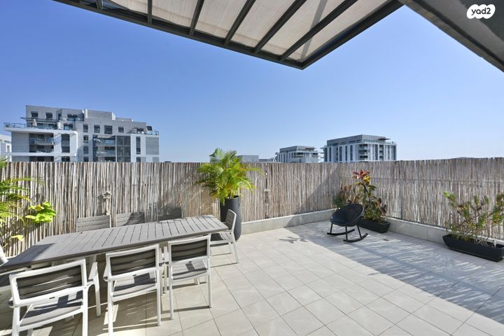 גג/ פנטהאוז, ארבל 8, בית בפארק ,פרדס בחסכון, אור יהודה