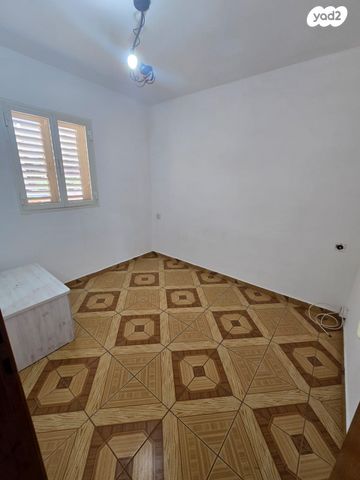 דירה, גיורא יוספטל, נאות הרצל, נתניה