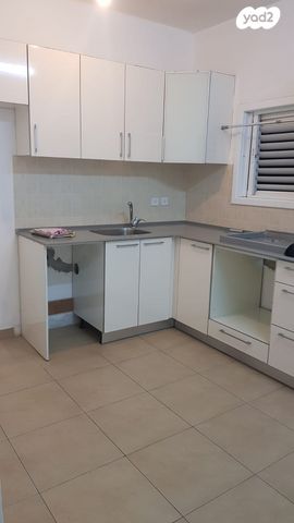 דירה, רוטשילד 34, רמב"ם, ראשון לציון