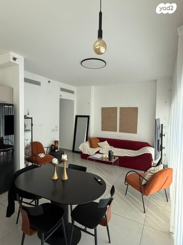 דירה, המעיין 3, שכונת הראשונים, רמת גן