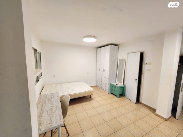 סטודיו/ לופט, אופקים, גבעת עמוס, נשר