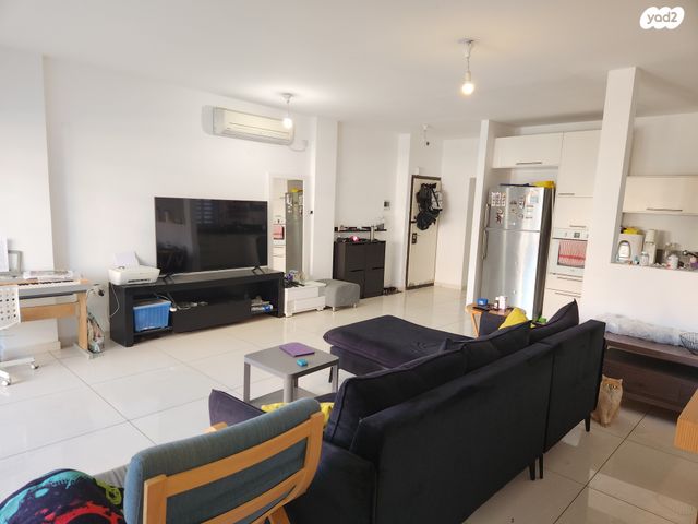 דירה, זאב ז'בוטינסקי 48, אגרובנק, חולון