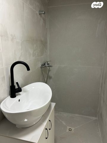 סטודיו/ לופט, מדרגות צפת, הרצליה, חיפה