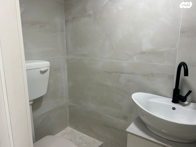 סטודיו/ לופט, מדרגות צפת, הרצליה, חיפה