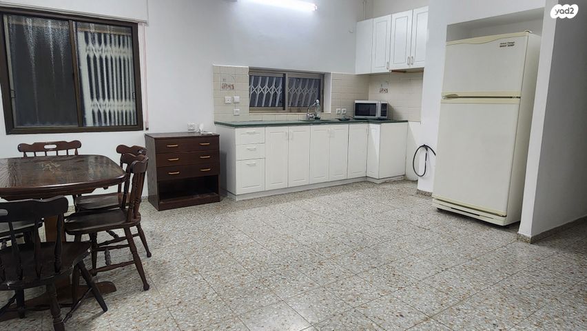 דירה, דוד פינסקי, מרכז הכרמל, חיפה