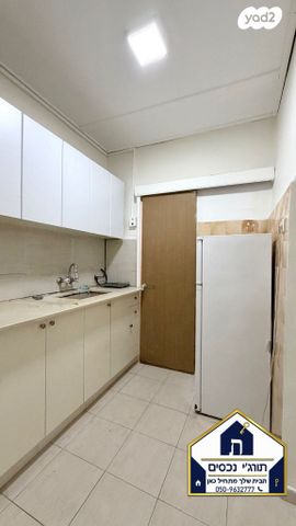 דירה, דרך זאב ז'בוטינסקי 63, שכונת גפן, רמת גן