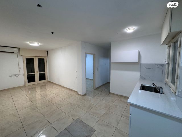 דירה, אסף שמחוני, גבעה א', שביט, קרית אתא