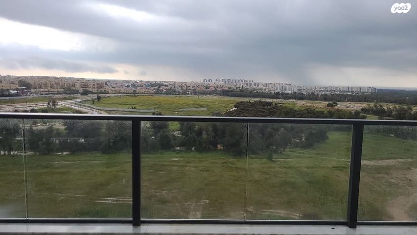 דירה, יצחק שמיר, נווה שרון / שער העיר, נתיבות