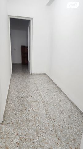 דירה, דוד פינסקי, מרכז הכרמל, חיפה