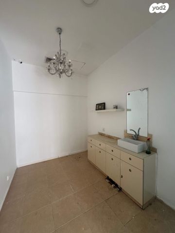 חנויות/ שטח מסחרי, יהודה מרגוזה, צפון יפו, המושבה האמריקאית-גרמנית, תל אביב יפו