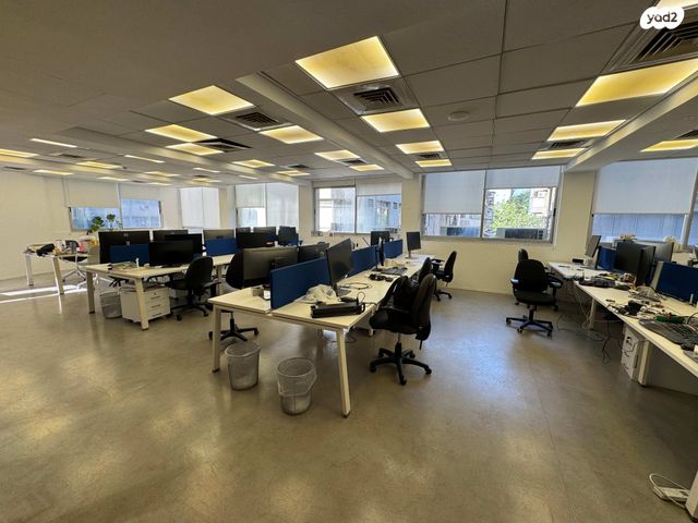 משרדים, בורסה, רמת גן