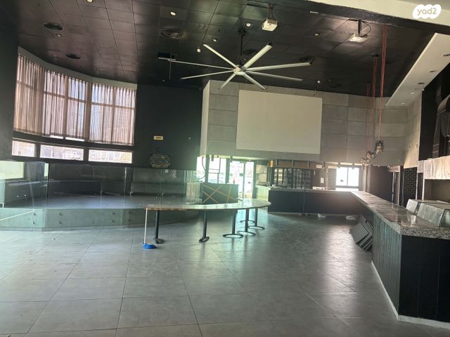 חנויות/ שטח מסחרי, אשדוד