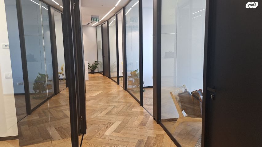 משרדים, תובל, בורסה, רמת גן