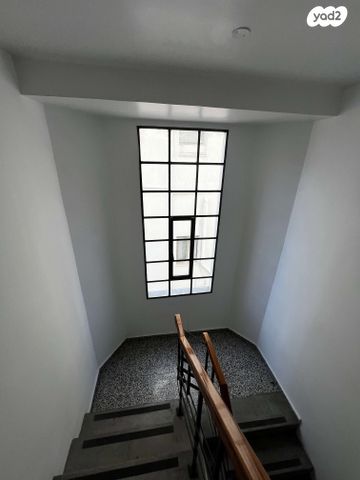 בניין משרדים, יבנה, לב תל אביב, לב העיר צפון, תל אביב יפו