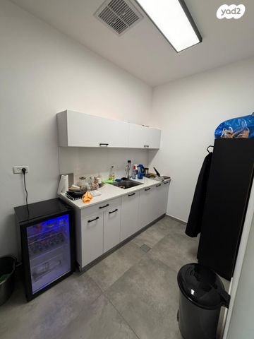 משרדים, שדרות גושן, מוצקין הותיקה, קרית מוצקין