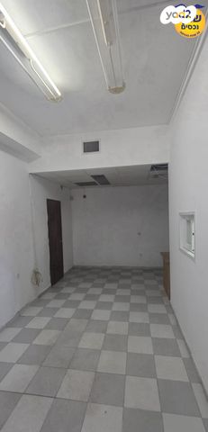 אולמות, בר כוכבא, אזור תעשיה צפון, בני ברק