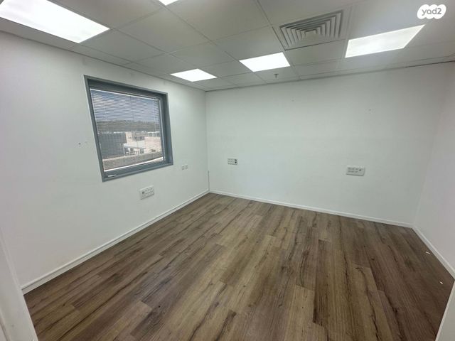 משרדים, הפארק הטכנולוגי, מודיעין מכבים רעות