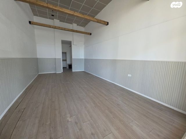 חנויות/ שטח מסחרי, דרך ארץ, אבני חן, חריש