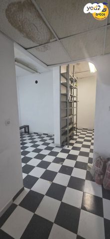 אולמות, בר כוכבא, אזור תעשיה צפון, בני ברק