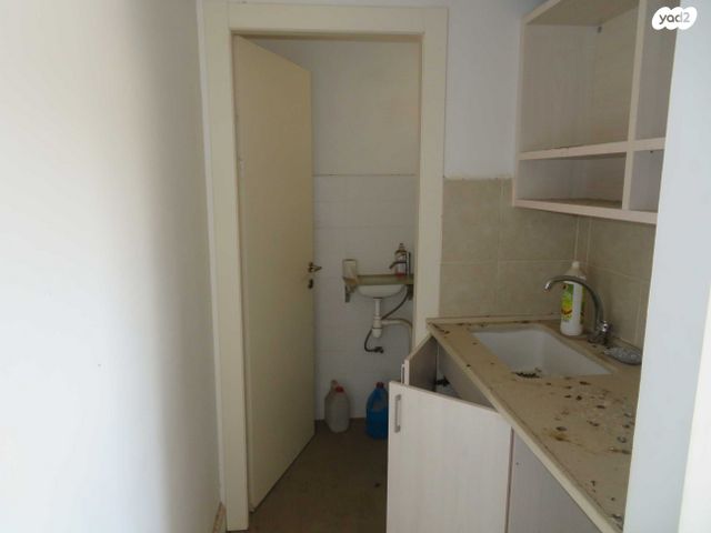 משרדים, שדרות לכיש 7, שאר העיר, קרית גת