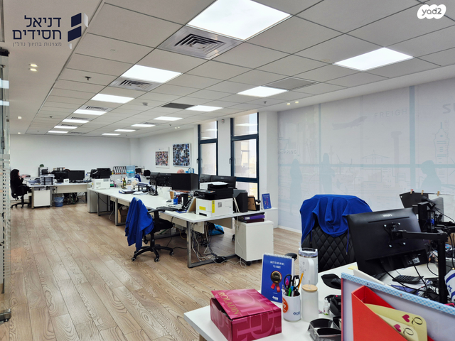 משרדים, החורטים, אזור תעשיה א, חולון