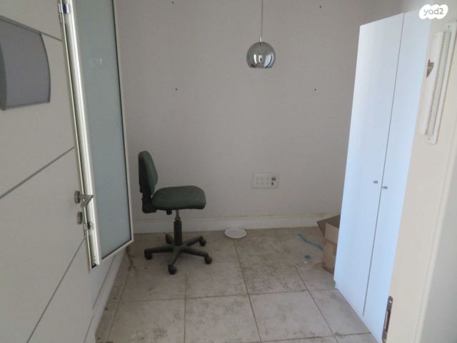 משרדים, שדרות לכיש 7, שאר העיר, קרית גת