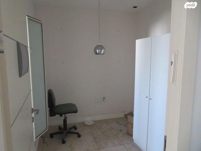 משרדים, שדרות לכיש 7, שאר העיר, קרית גת