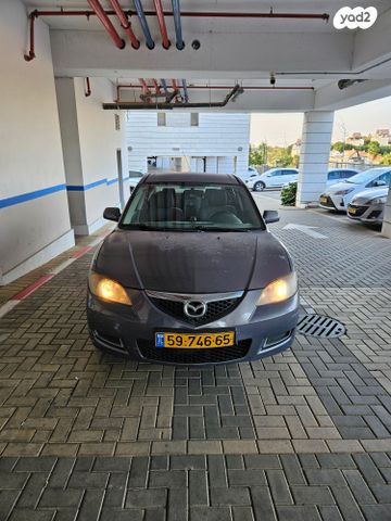 מודעת רכב מאזדה 3