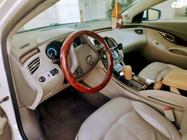 מודעת רכב ביואיק לה-קרוס