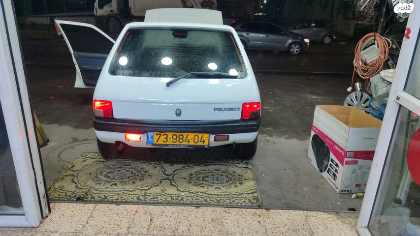 205 אוט׳ 1.6 (89 כ״ס)