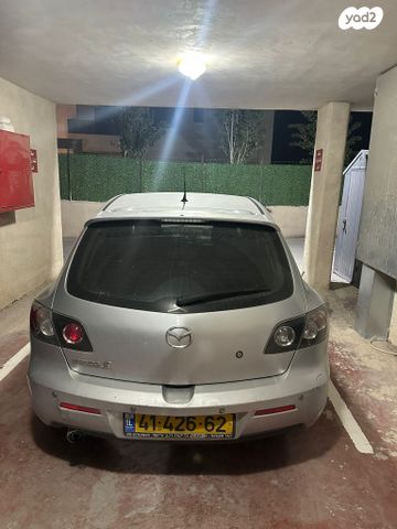 מודעת רכב מאזדה 3
