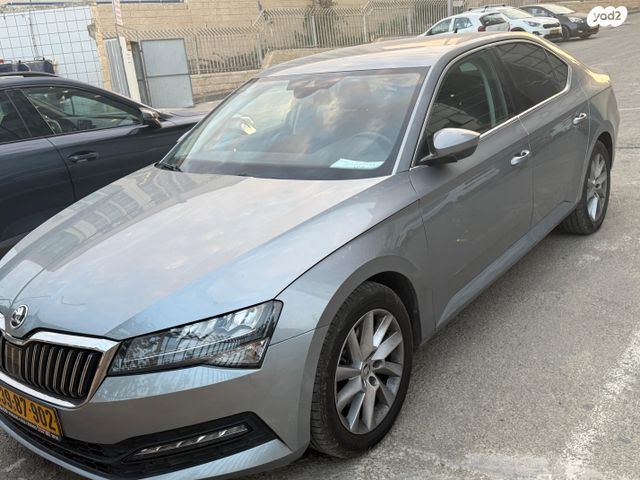 מודעת רכב סקודה סופרב