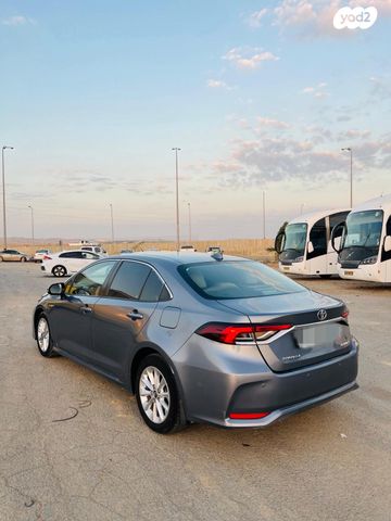 מודעת רכב טויוטה קורולה