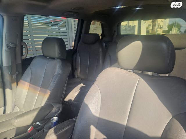 מודעת רכב קיה קרניבל