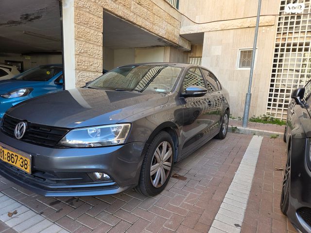 מודעת רכב פולקסווגן ג'טה 