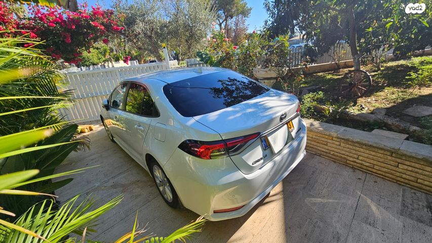 טויוטה קורולה