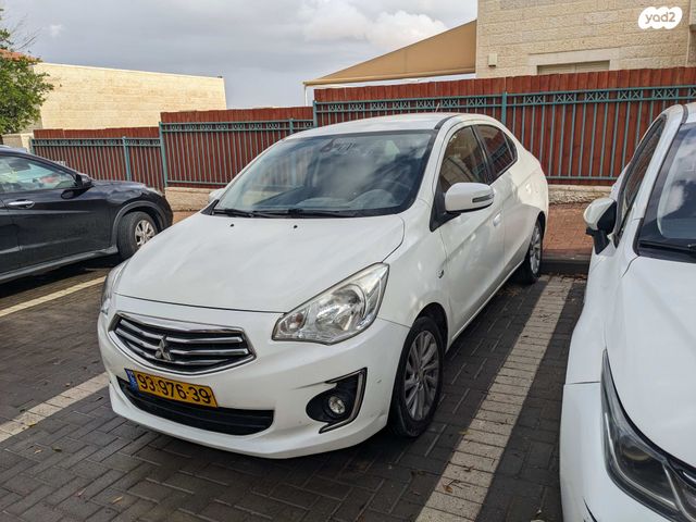 מודעת רכב מיצובישי אטראז'