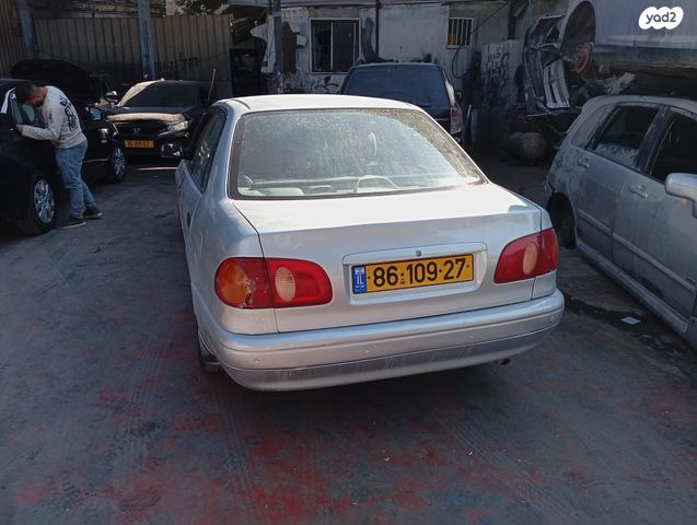 מודעת רכב טויוטה קורולה