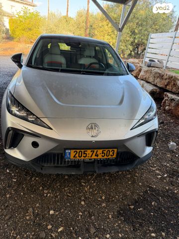 מודעת רכב אם ג'י MG4