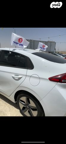 יונדאי איוניק