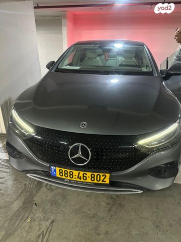 מודעת רכב מרצדס-בנץ EQE