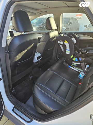 ג׳ילי Geometry C