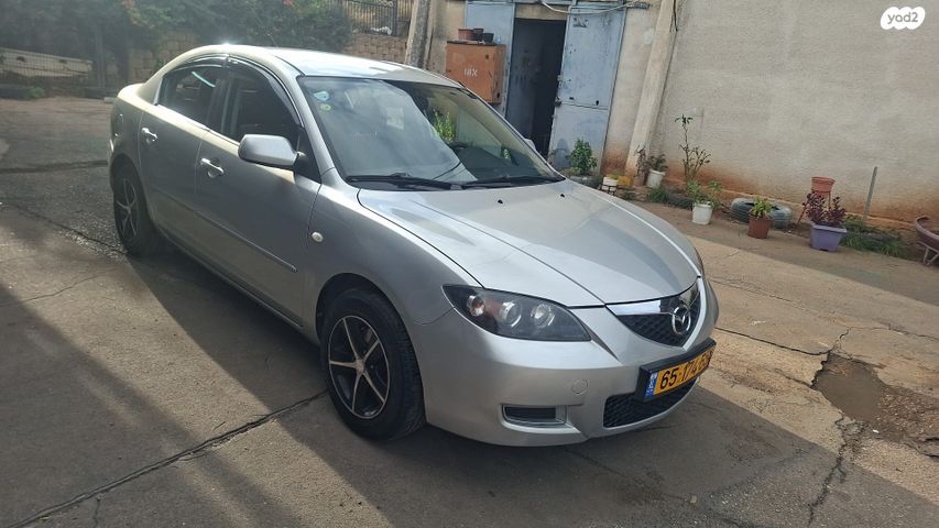 מאזדה 3