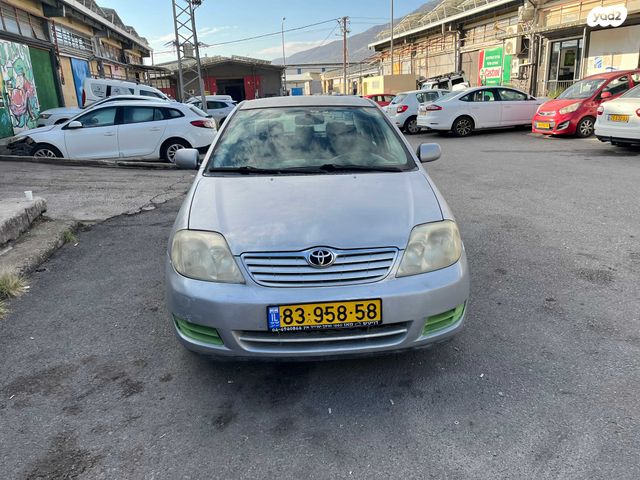 טויוטה קורולה