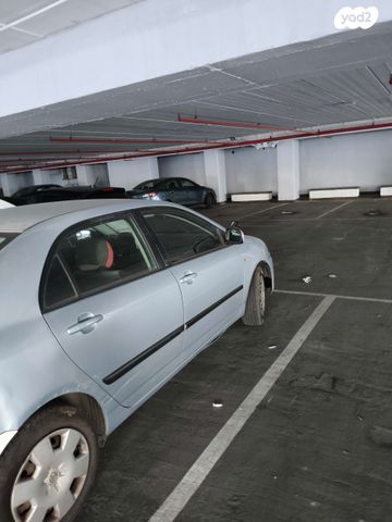 טויוטה קורולה