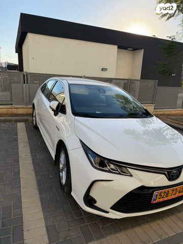 טויוטה קורולה